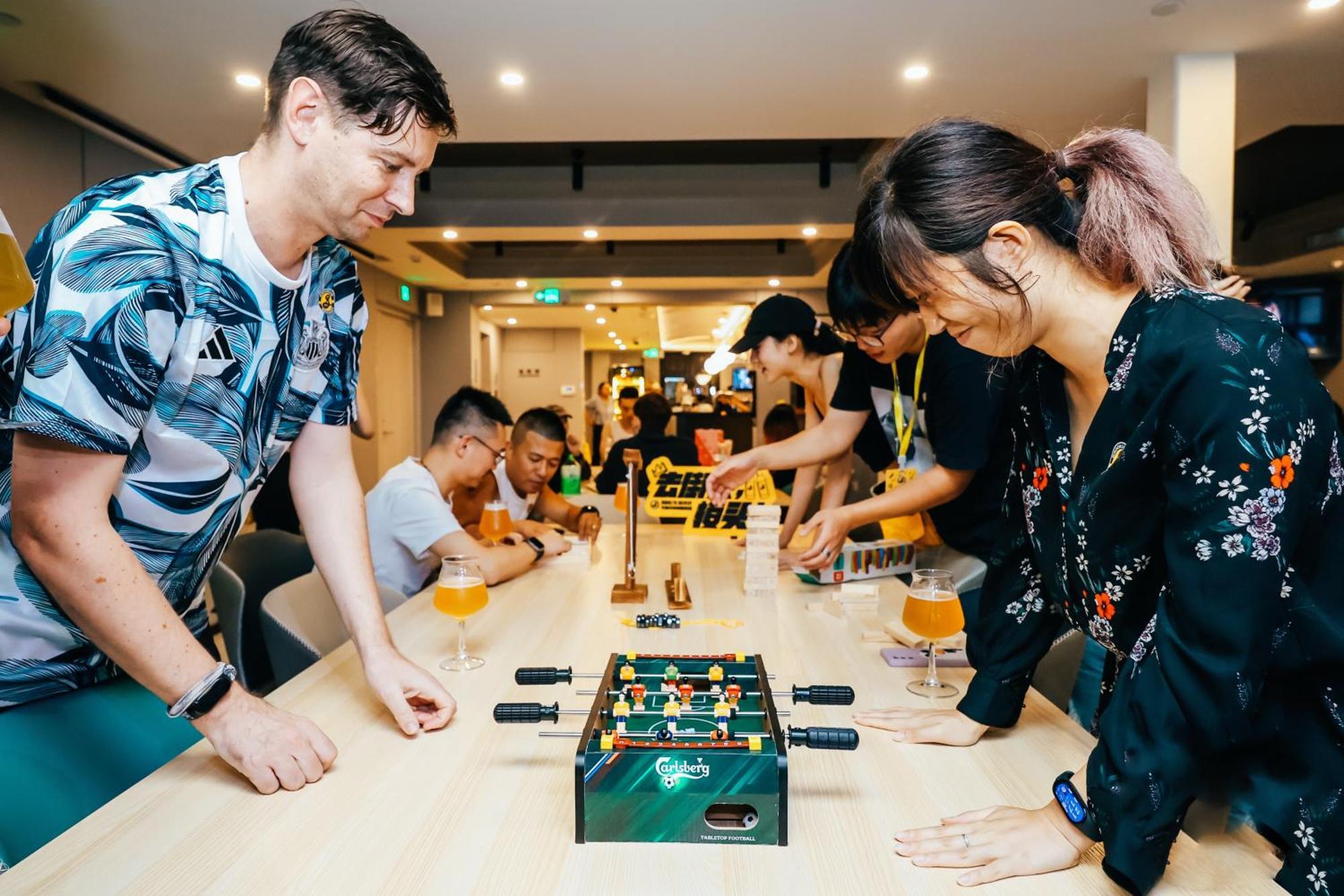 Dayin International Youth Hostel -Near People'S Square & Old Town -Social Area -Bar -Cafe -Gym -Free Laundry Luggage Storage -24H Front Desk -English Service 上海 外观 照片