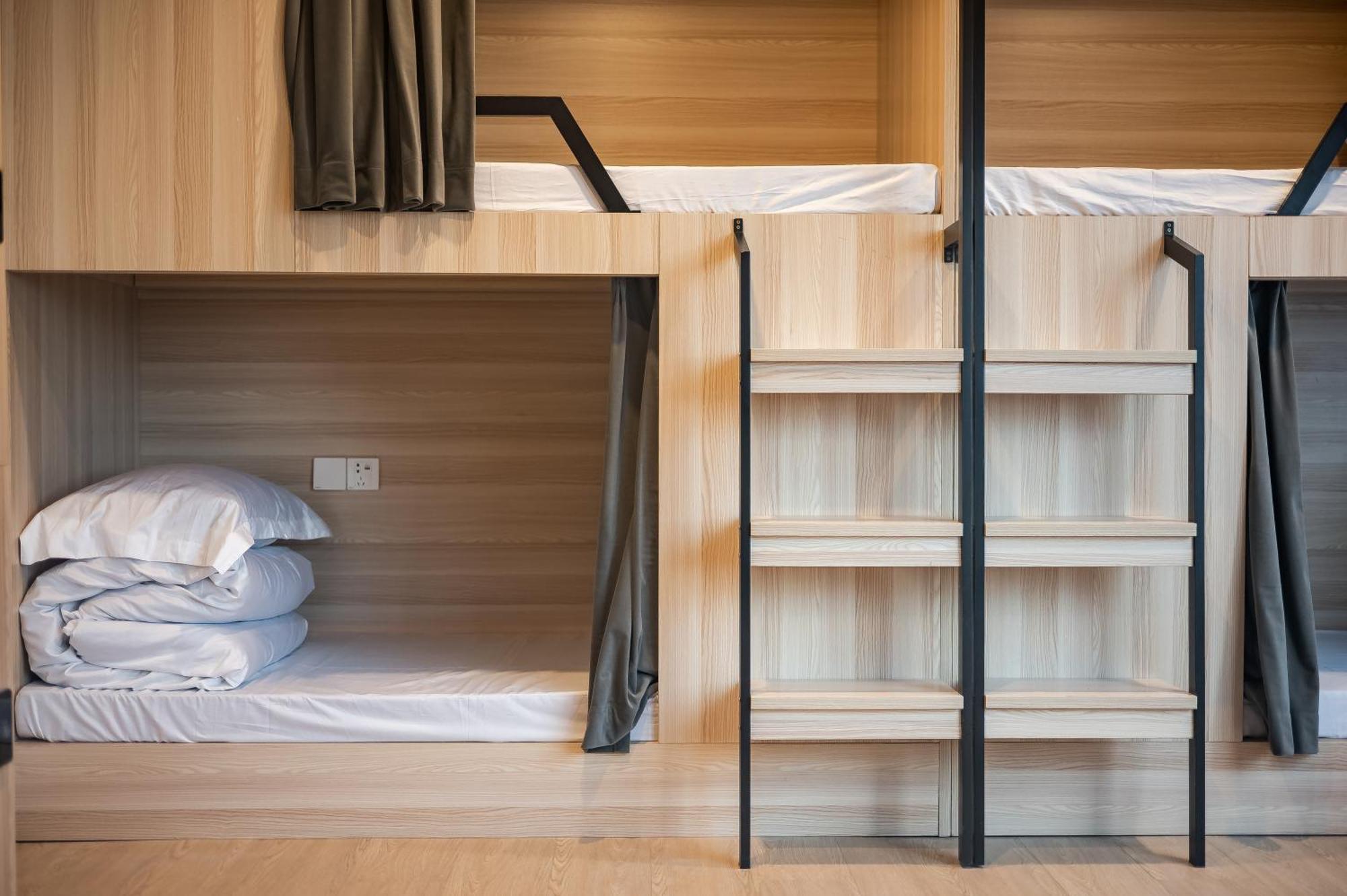 Dayin International Youth Hostel -Near People'S Square & Old Town -Social Area -Bar -Cafe -Gym -Free Laundry Luggage Storage -24H Front Desk -English Service 上海 外观 照片