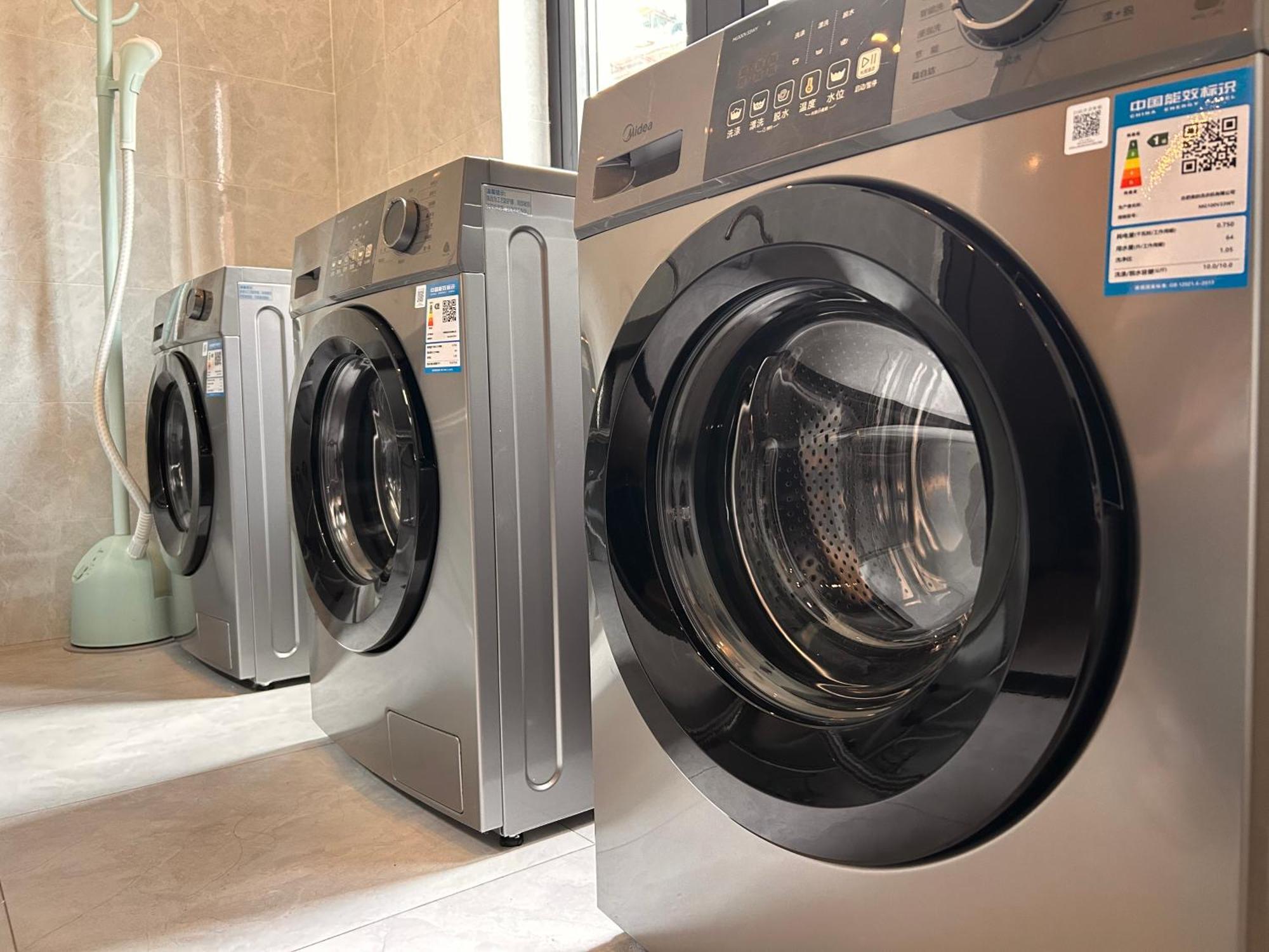Dayin International Youth Hostel -Near People'S Square & Old Town -Social Area -Bar -Cafe -Gym -Free Laundry Luggage Storage -24H Front Desk -English Service 上海 外观 照片