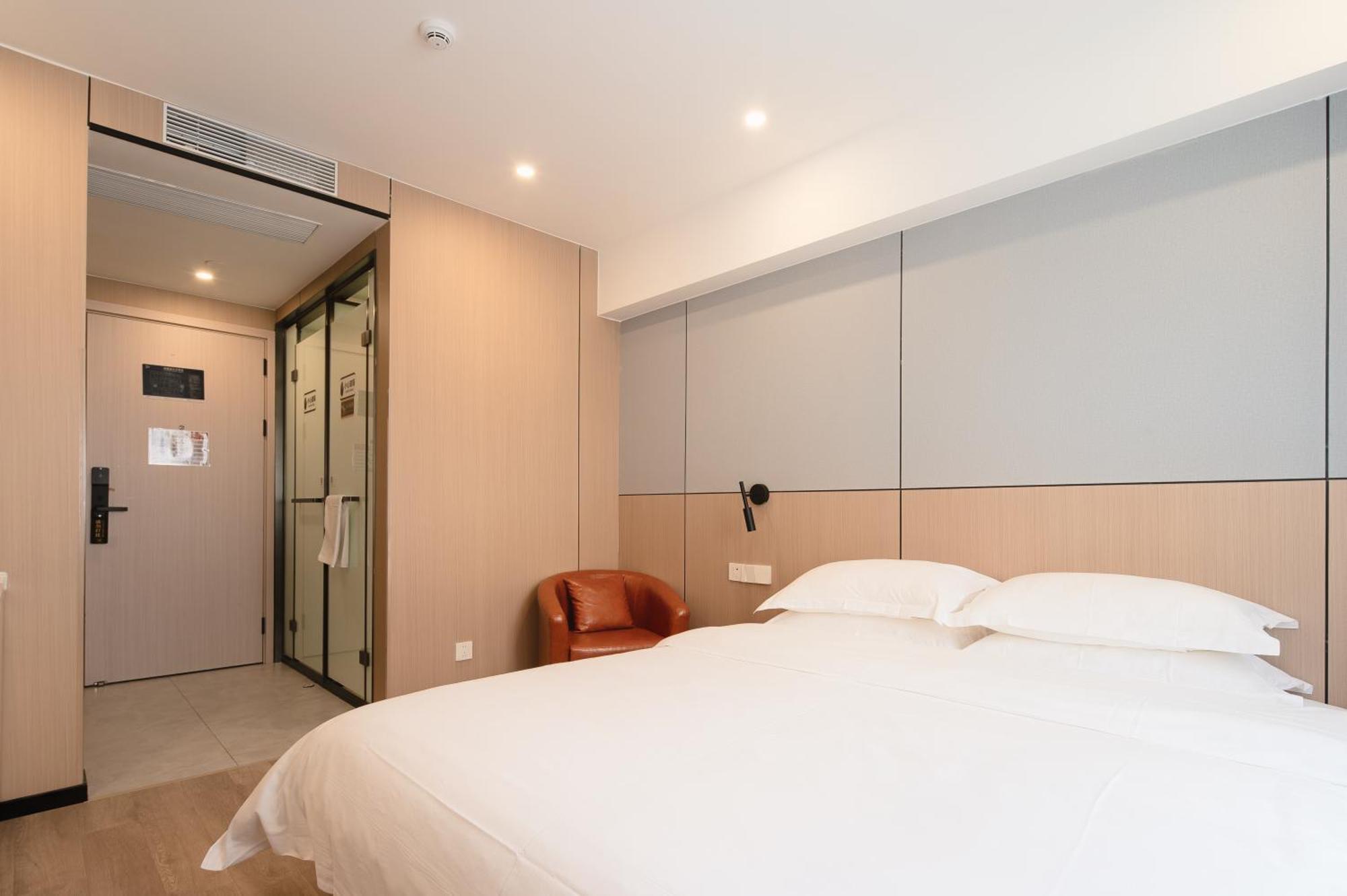 Dayin International Youth Hostel -Near People'S Square & Old Town -Social Area -Bar -Cafe -Gym -Free Laundry Luggage Storage -24H Front Desk -English Service 上海 外观 照片